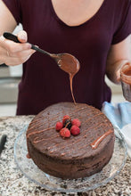 Load image into Gallery viewer, Drizzle Cacao Luxe Raw Honey - Mood & Energy Boost Blend